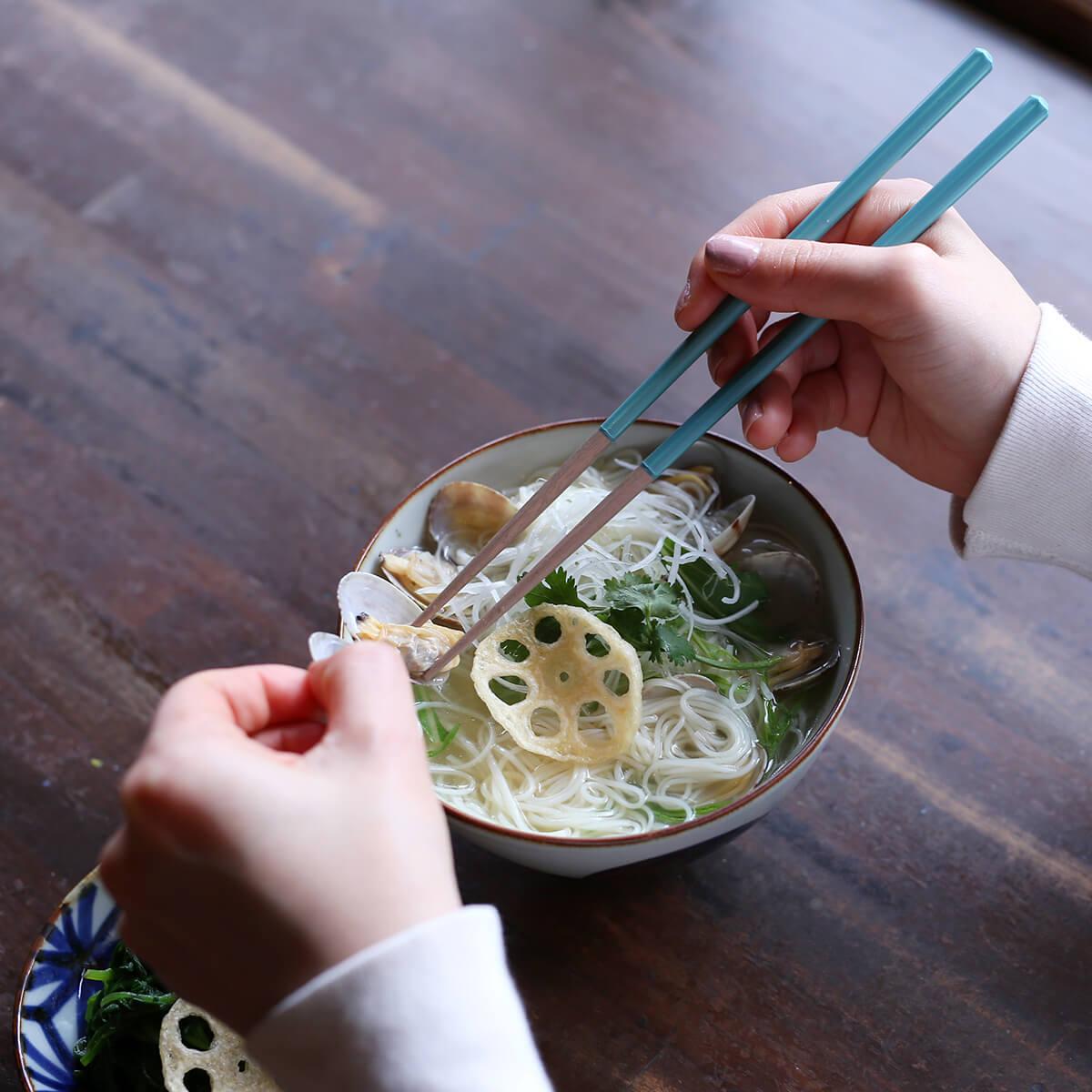 マルヒロ　波佐見焼　オンラインショップ　波佐見　HASAMI　箸蔵まつかん　箸