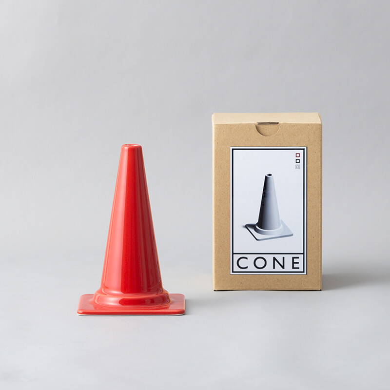 CONE箱つきの写真