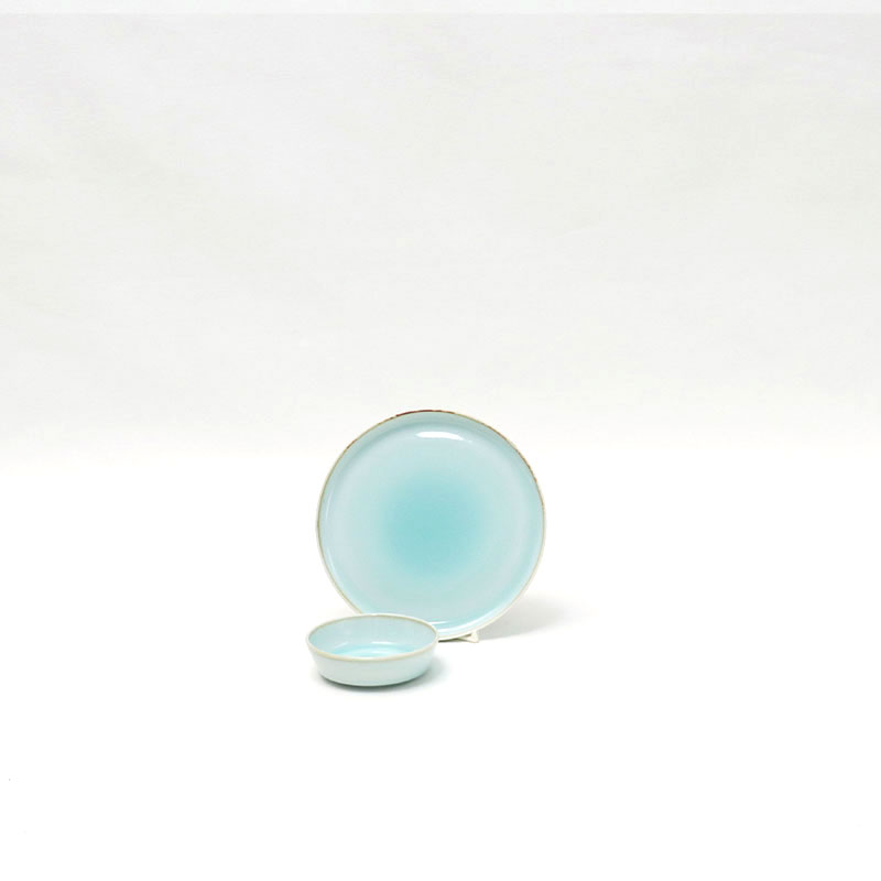 青白磁_おかずセットの写真