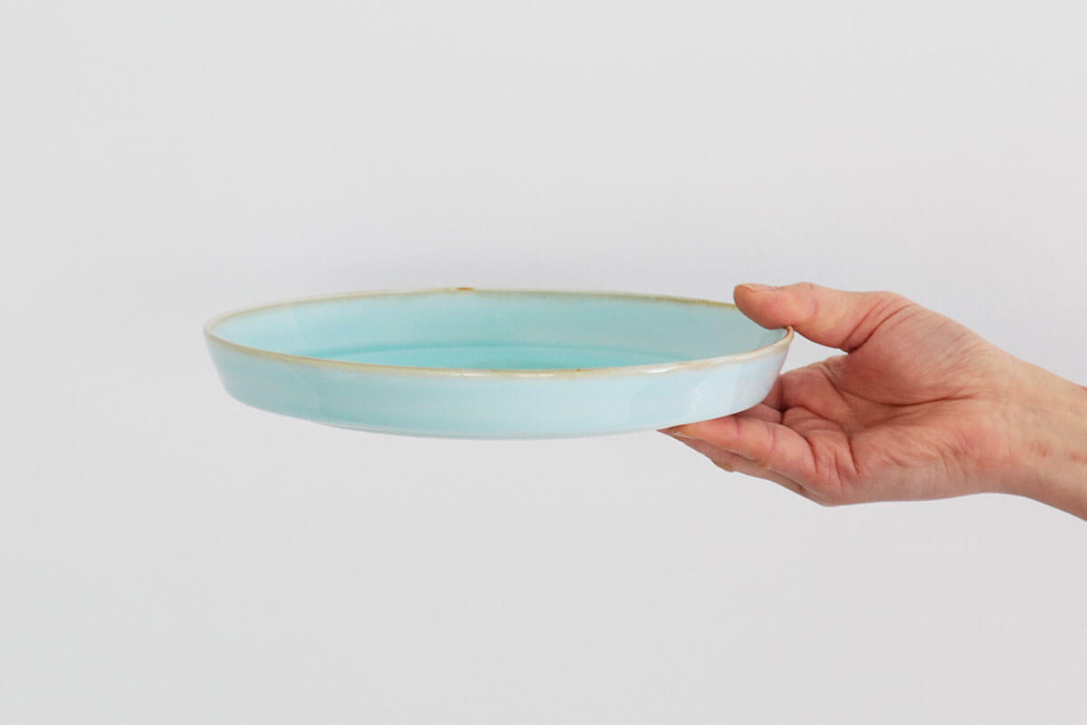 BARBAR 青白磁 平鉢大の写真