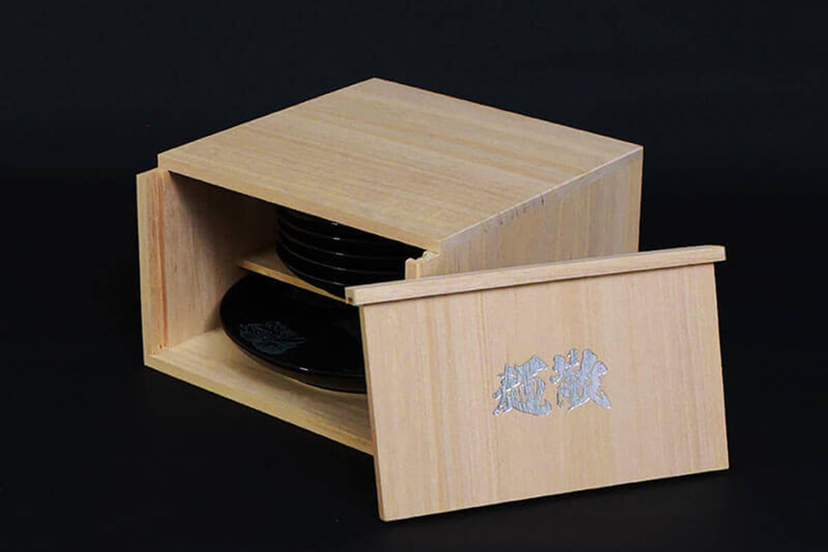 マルヒロ×麵散小皿中皿フルセット桐箱入りの写真